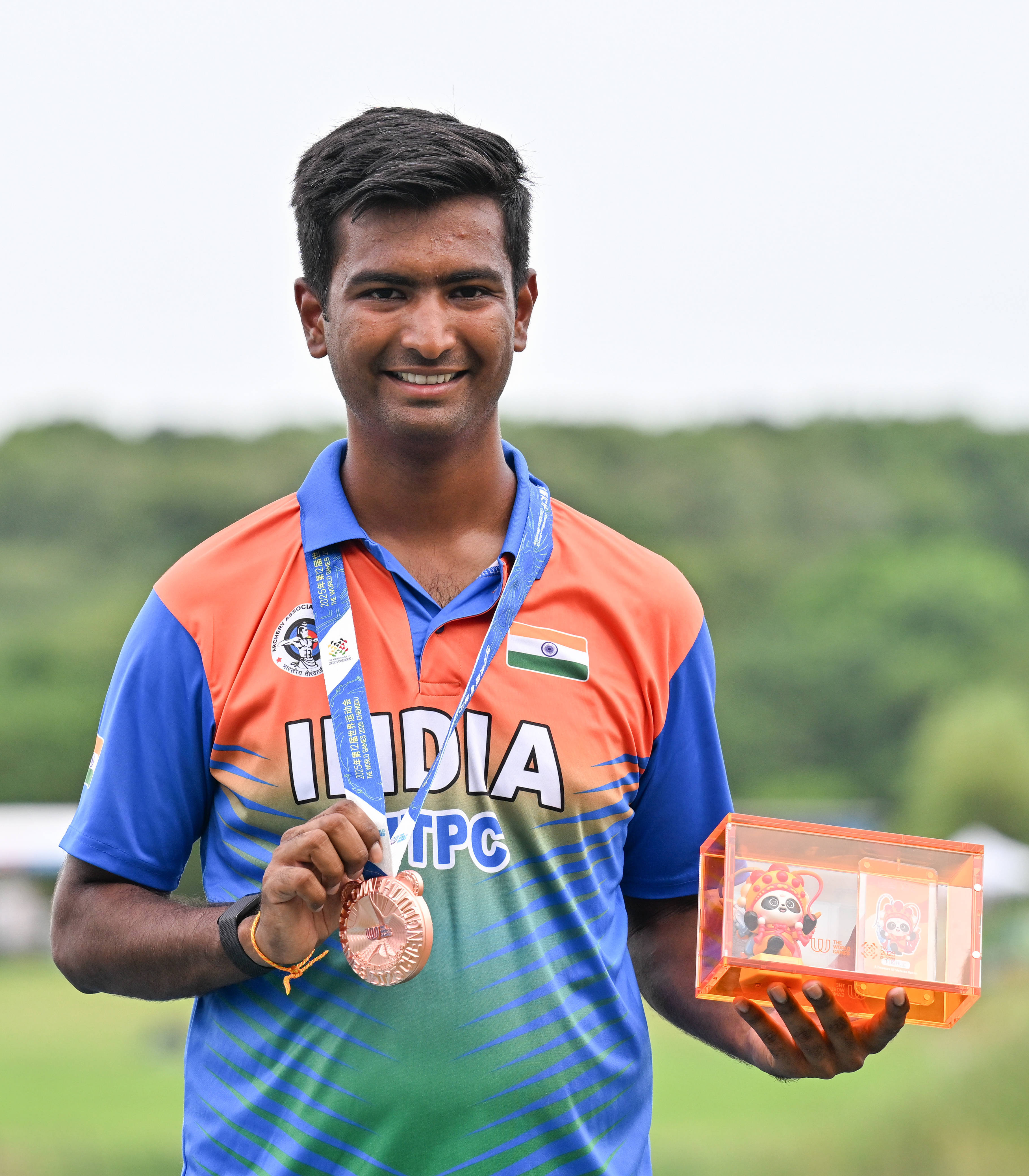 荷兰选手夺得田径金牌，表现抢眼